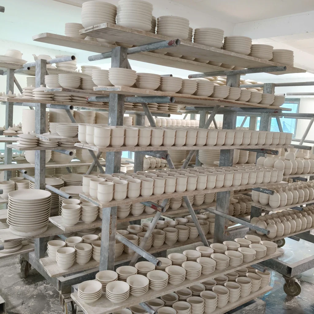 Mua Bát đĩa Bát Tràng ở đâu